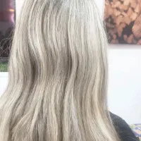 خدمات رنگ و لایت و میکاپ و فیشیال