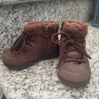 کفش بچه گانه|کفش و لباس بچه|اصفهان, باغ دریاچه|دیوار