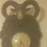 ساعت کله بز کوهی شاخ دار قدیمی و کمیاب