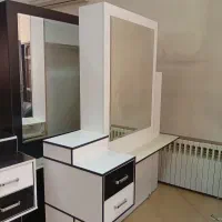 آینه آرایشگاه