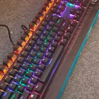 کیبورد گیمینگ V500 pro