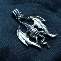 مدال گردنی اژدها خاص