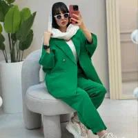 کت و شلوار سبز و قرمز مناسب یلدا