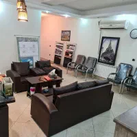 مهندس معمار خانم در دفتر فنی شرکت