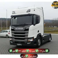 فروشنده و انبار دار قطعات یدکی کامیون