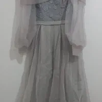 لباس رنگ طوسی