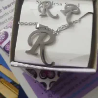 نیم ست R