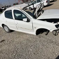 خریدار ومشاوره تصادفی/خریدارخودروی تصادفی/ماشین