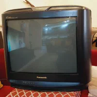 ۲ تلویزیون قدیمی پاناسونیک و ال جی