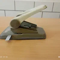 دستگاه پانچ کاغذ|لوازم التحریر|خمین, |دیوار