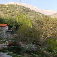 1600مترخونه باغی ساده وزیبا سردسیر برفی.