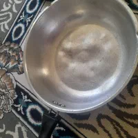 دو عدد قابلمه|ظروف پخت‌وپز|جوانرود, |دیوار