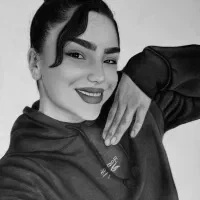 آموزش و پذیرش سفارش طراحی چهره با کیفیت بالا