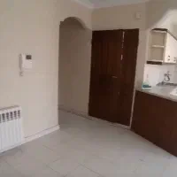 ۸۱ متری واقع در خیابان دولت|اجارهٔ آپارتمان|تهران, درب دوم|دیوار