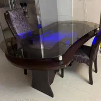 میز ناهار خوری و ۶ تا صندلی