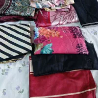 روسری‌حریر‌وساتن