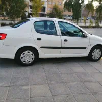 رانا Lx مدل 1393|خودرو سواری و وانت|اصفهان, شهرک میلاد|دیوار