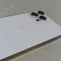 آیفون ۱۲ پرومکس طلایی