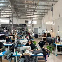 تولیدکننده تخصصی لباس کار درسیرجان