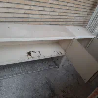 چند عدد کابینت به همراه ابچکان  و هود و سینک