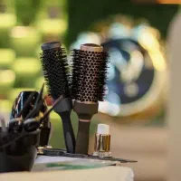 جذب نیرو سالن زیبایی