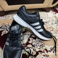 کتونی آدیداس ۳ خط کاملاً چرم|کیف، کفش، کمربند|رشت, باهنر|دیوار