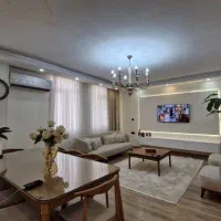 اجاره آپارتمان مناسب عروس داماد پارکینگ سندی