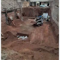 کارگر وتخریب کار ساختمان