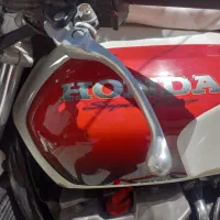 CB۱۳۰۰بسیار تمیز