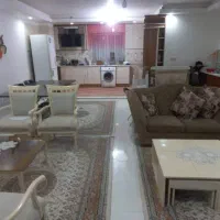 یک واحد ۹۰ متری دو خواب ، قیمت کل ۱۷۰۰ تومن