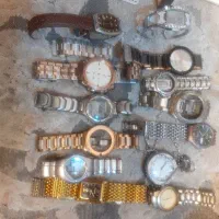 ساعت سالم و بدون باطری وبند اصلی