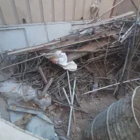 فروش ضایعات اهن و درب اهنی و حفاظ اهنی و خاموت|مصالح و تجهیزات ساختمان|اصفهان, خواجو|دیوار