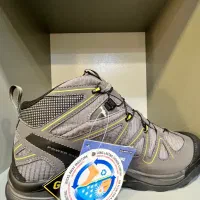 کفش کوهنوردی سالامون