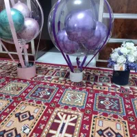 بادکنک و گل