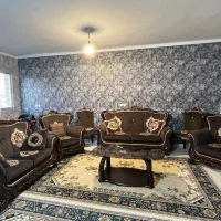 مبل سلطنتی هفت نفره همراه میز عسلی