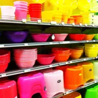 فروشنده خانم تک شیفت پلاسکو