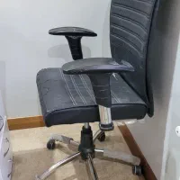 فروش ست میز ناخن، صندلی و بوفه|آرایشگاه و سالن‌های زیبایی|شیراز, مبعث|دیوار