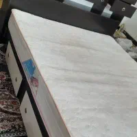 تخت دونفره باتشک