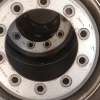 رینگ و لاستیک ۲۲.۵*۹کامیون