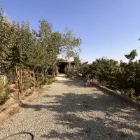 کرشت زمین با بنا و کنتور و مشجر
