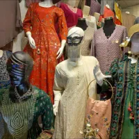 فروشنده حرفه ای خانم /آقا در بازار فردوسی