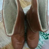 بوت قهوه ای عسلی و بوت مشکی نو|کیف، کفش، کمربند|کرج, حصارک بالا|دیوار