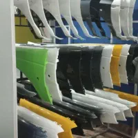 لوازم بدنه خام و رنگی|قطعات یدکی و لوازم جانبی|قم, قلعه کامکار|دیوار