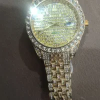 ساعت الماسی  معاوضه با ساعت یا پرنده