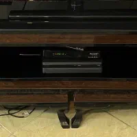 میز تلویزیون و لوازم صوتی