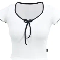 تیشرت کراپ زنانه