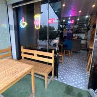 نیروی کار کافه شیفت شب