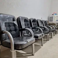 صندلی اداری در حد نو