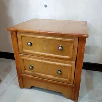 میز چوبی با دو کشو بزرگ