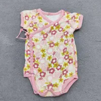 لباس نوزادی نو و بعضیا استفاده نشده|کفش و لباس بچه|زابل, |دیوار